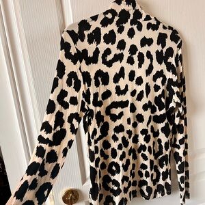 H&M Black & Cream Abstract Leopard Print Top